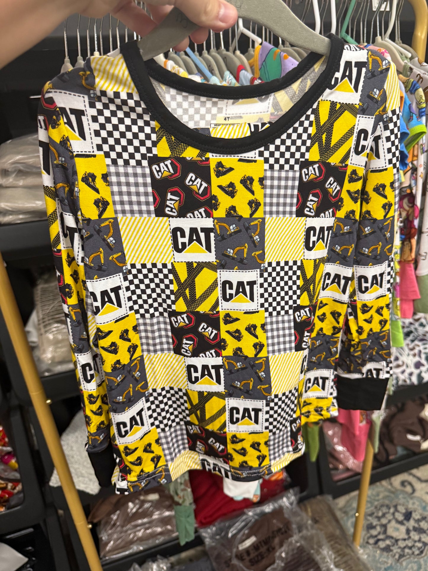 CAT 2 Piece Long Sleeve & Pants Set