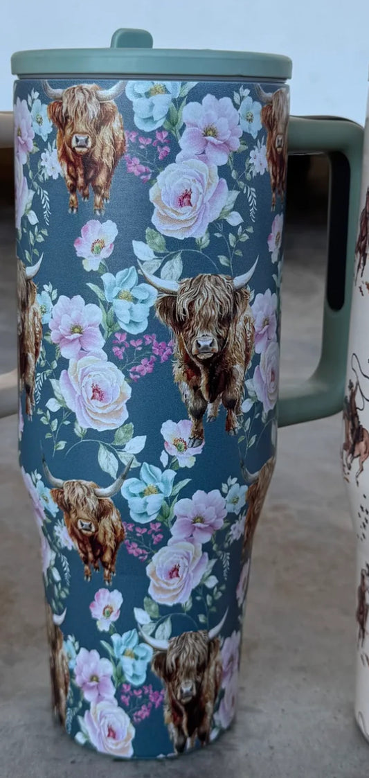 40oz Highland Cow Flip Straw Tumbler