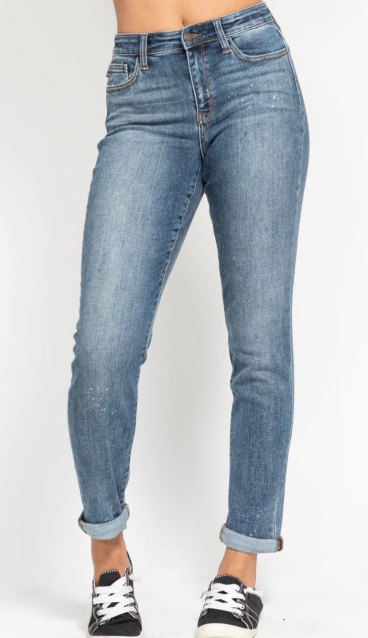 Judy Blue Bleach Splash Boyfriend Jeans